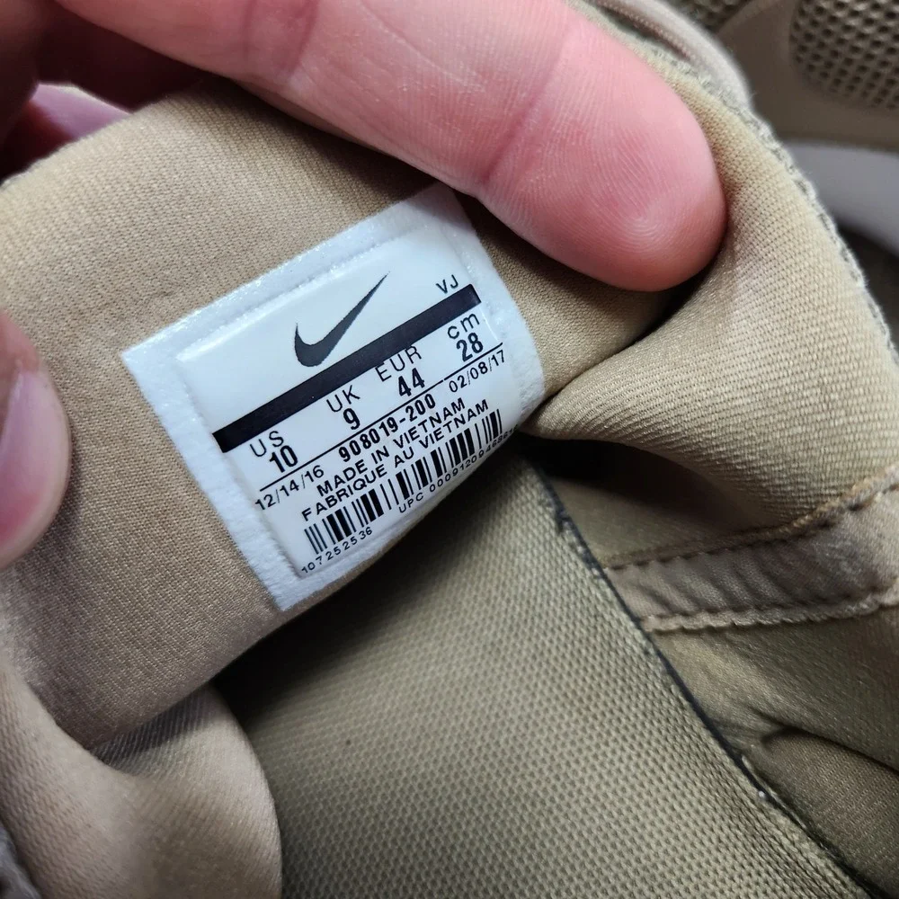 Nike Presto Fly Khaki Tan White Mens Sneakers 908019-200 Size 10